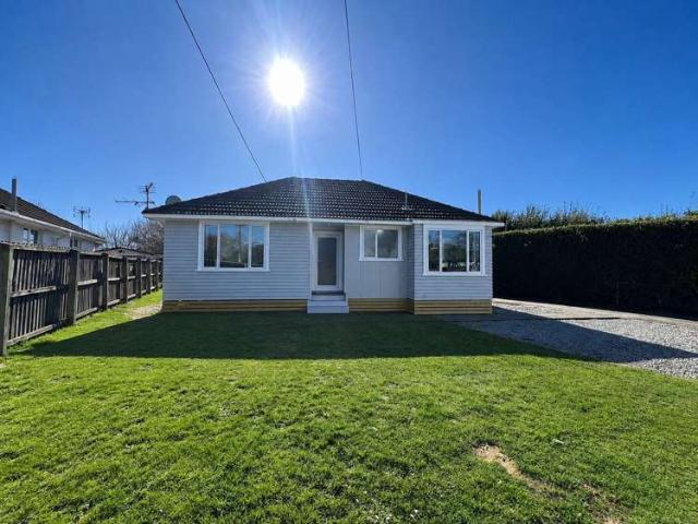 House for rent in Chaslands, Canterbury