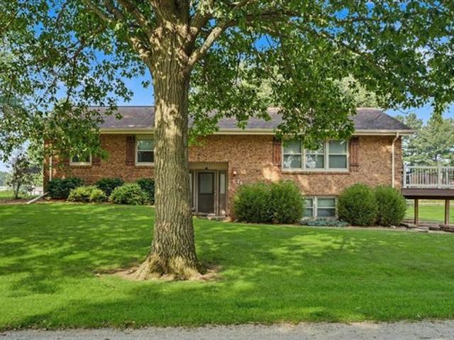 House for sale in Sidney, Illinois