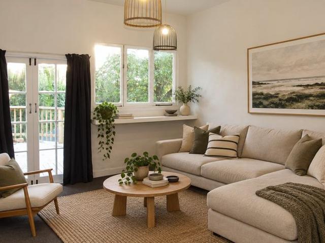 House for rent in Mitchelltown, Wellington