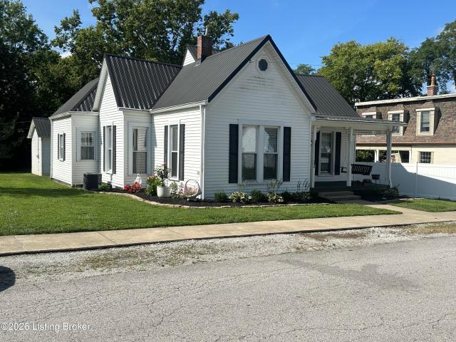 House for sale in New Castle, Kentucky