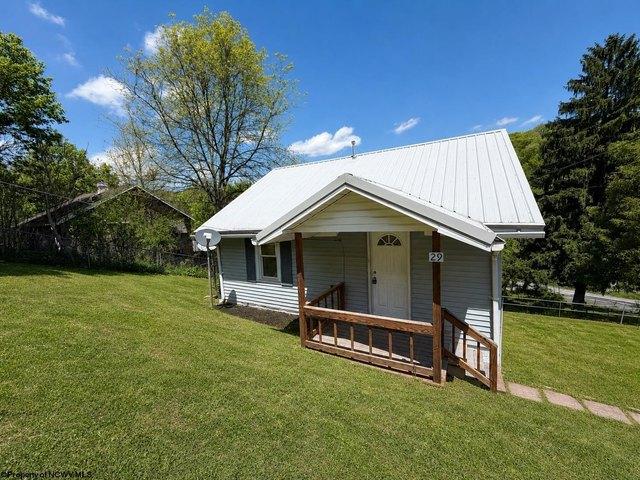House for sale in West Virginia