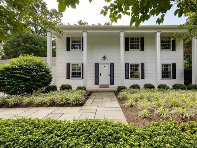 House for sale in Poughkeepsie, New York