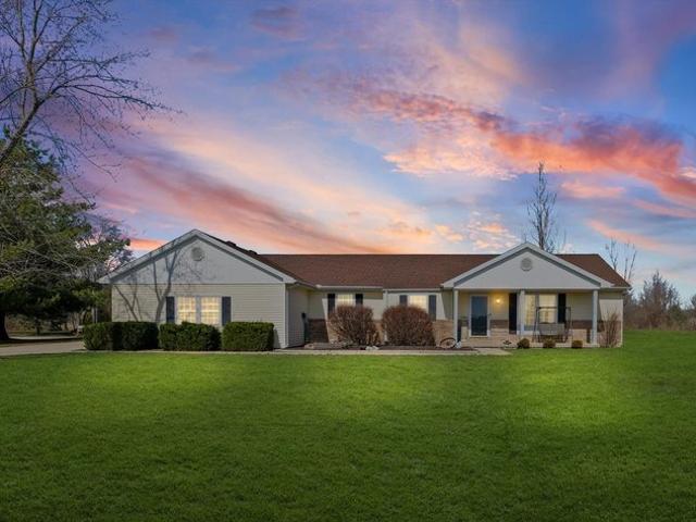 House for sale in Douglas, Illinois