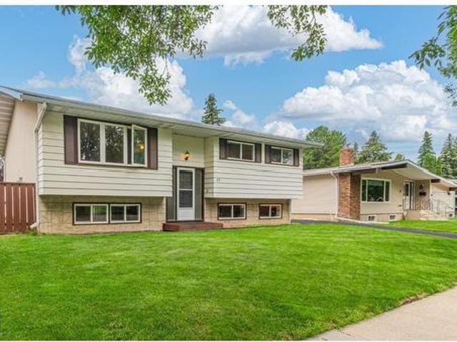House for sale in Saint Albert, Alberta