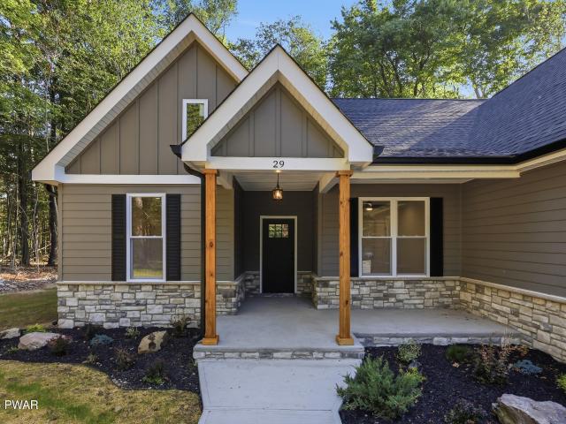 House for sale in Newfoundland, Pennsylvania
