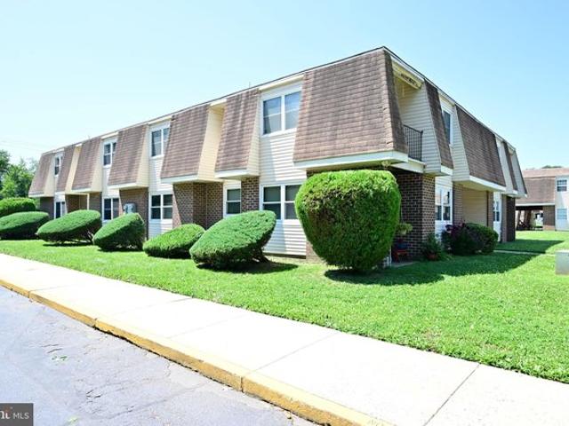 Condo for sale in Burlington, Burlington County