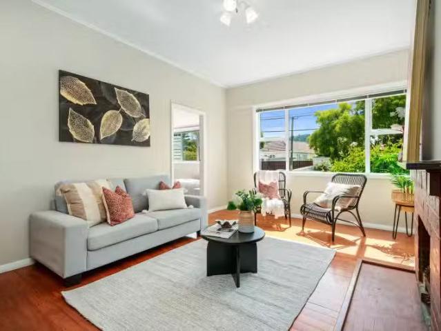 House for sale in Days Bay, Wellington