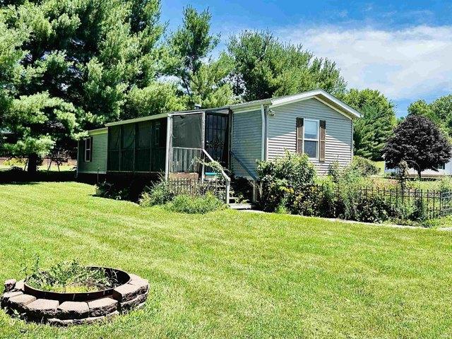 House for sale in Bedford, Indiana