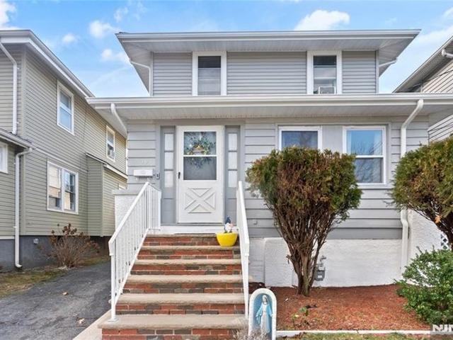 House for sale in Ridgefield Park, New Jersey