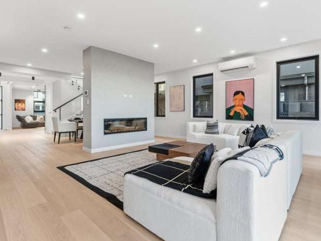 House for sale in Flat Bush, Howick
