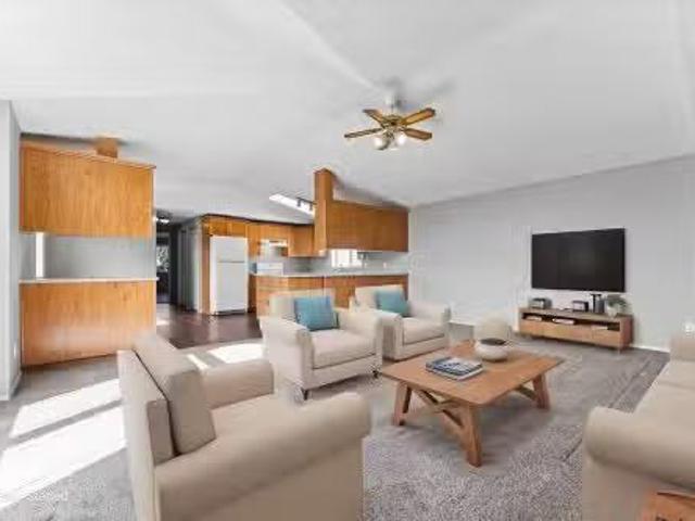 House for sale in Stony Plain, Alberta