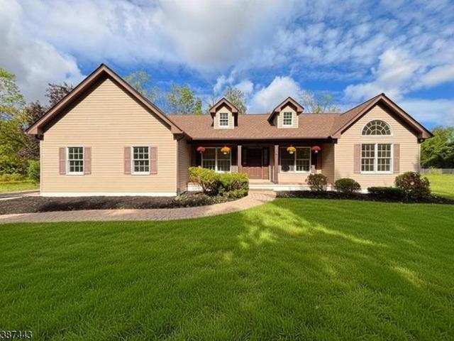 House for sale in Hope, New Jersey