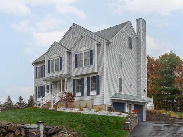 House for sale in New Hampshire