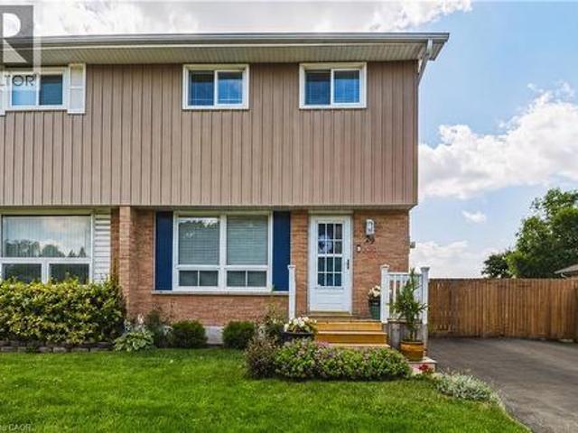 House for sale in Ancaster, Ontario