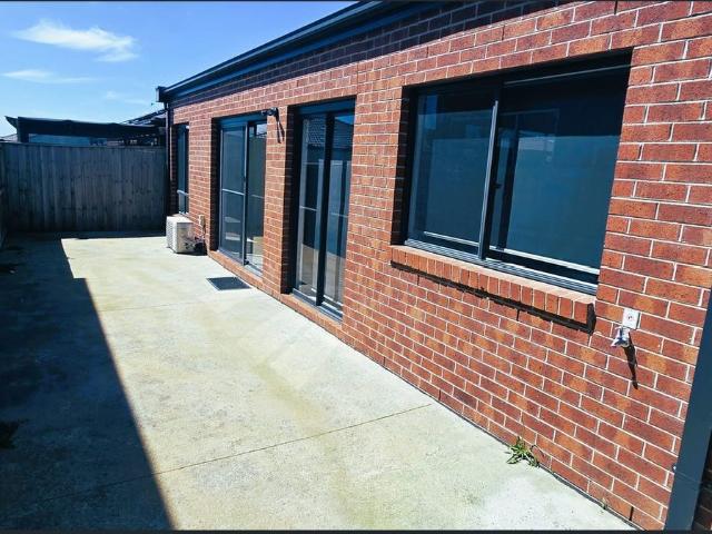 House for rent in Mickleham, Victoria