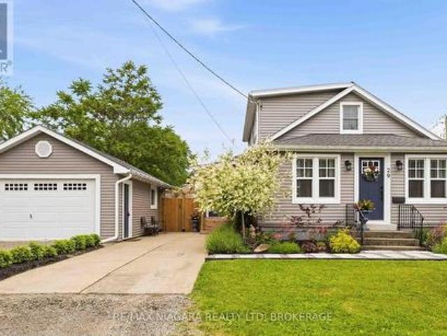 House for sale in Niagara, Ontario