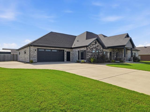 House for sale in Ark