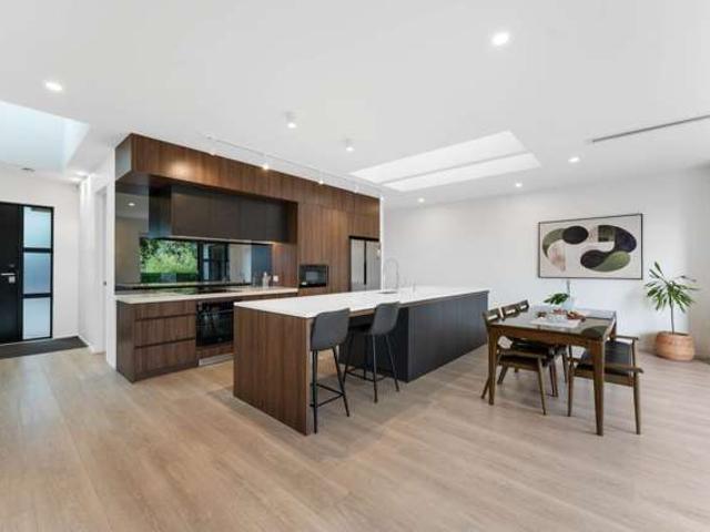 House for sale in Paremoremo