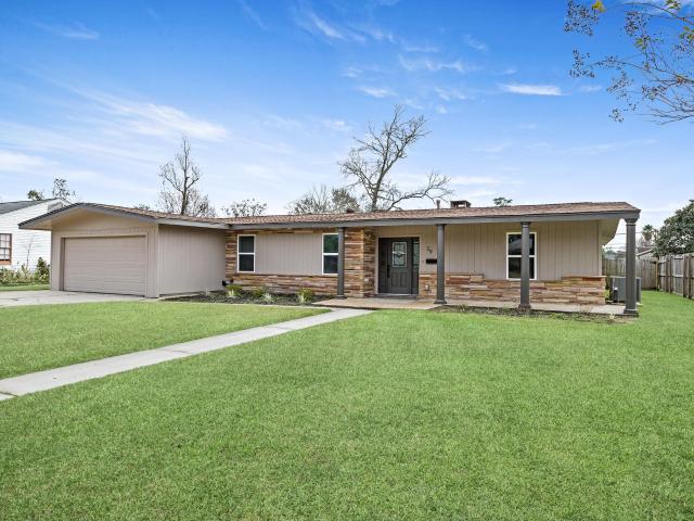 House for sale in Mauriceville, Texas