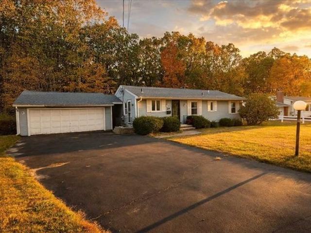 House for sale in Holden, Worcester County
