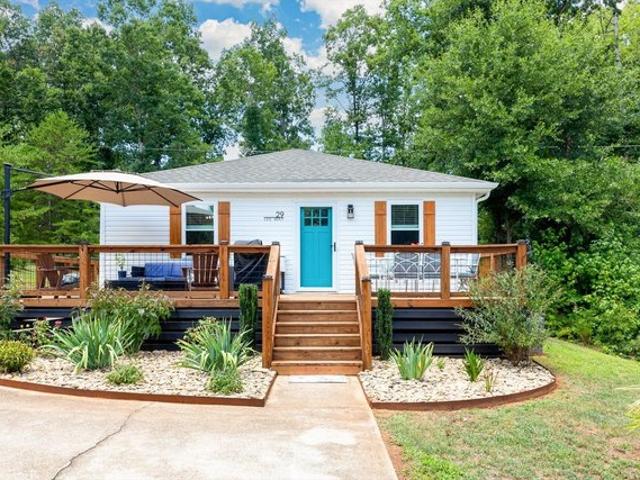 House for sale in Taylors, South Carolina