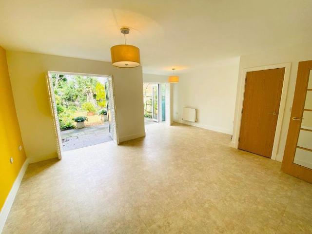 House for rent in Chichester, Littlecote