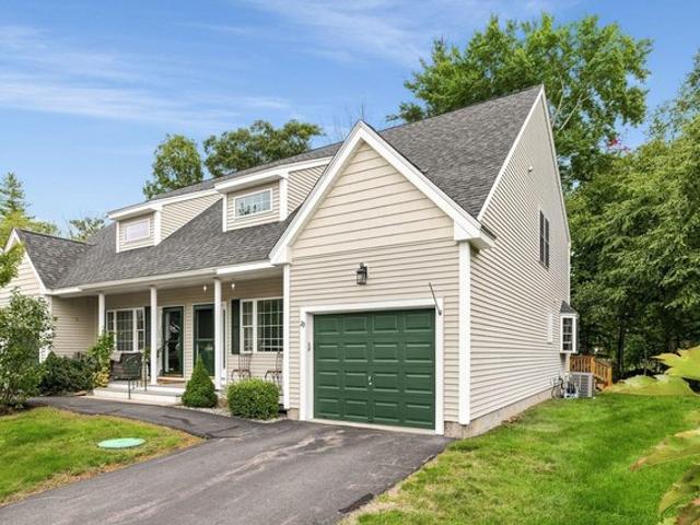 Townhouse for sale in New Hampshire
