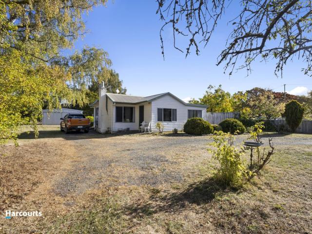 Apartment for rent in Grove, Tasmania