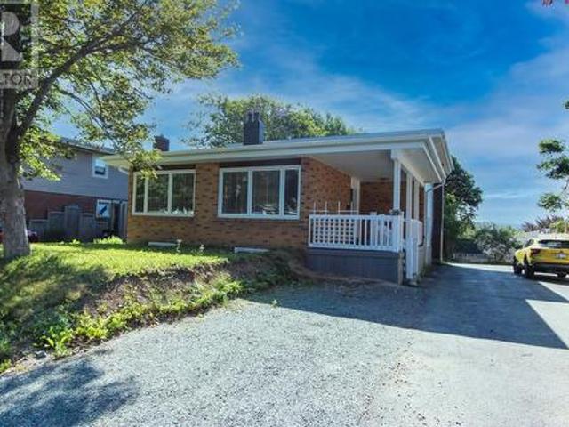 House for sale in Kent's Pond, St. John's