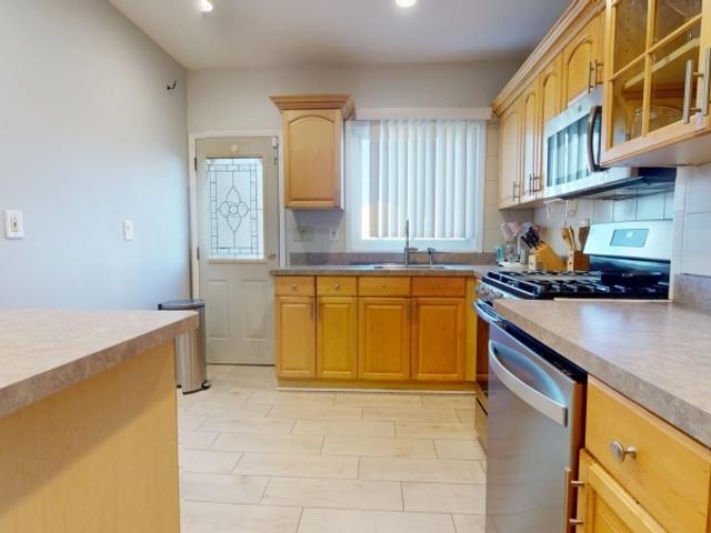 House for sale in Hillside, New Jersey