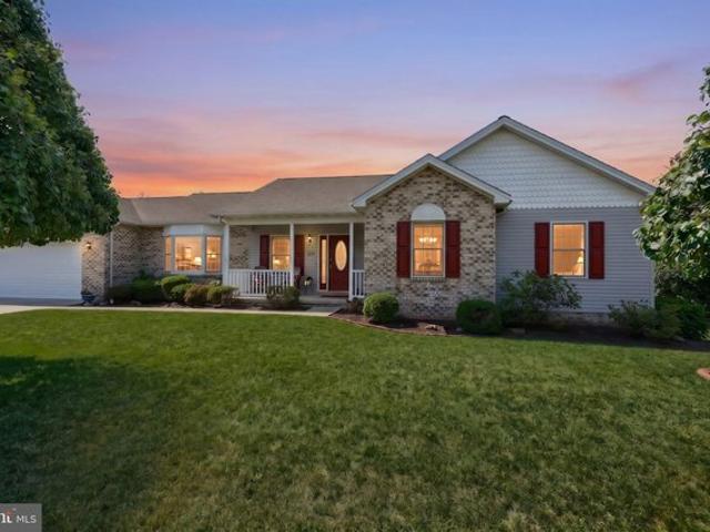House for sale in New Oxford, Pennsylvania