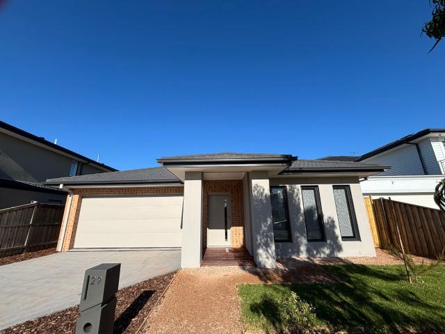 Room for rent in Camerons Creek, Victoria