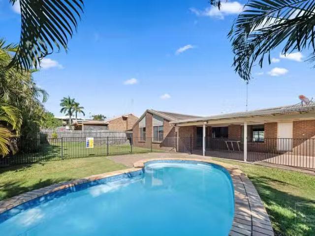 House for rent in Golden Beach