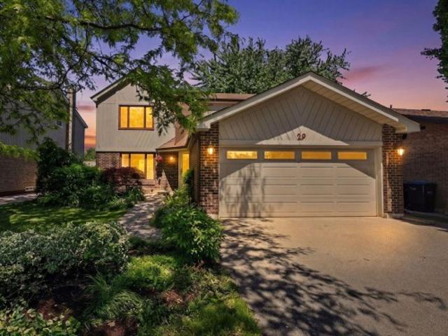 House for sale in Georgina, Ontario
