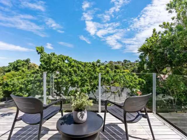 House for sale in Paremoremo, Oroua County