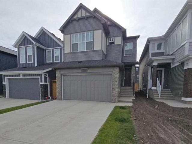 House for sale in Glacier Ridge, Calgary