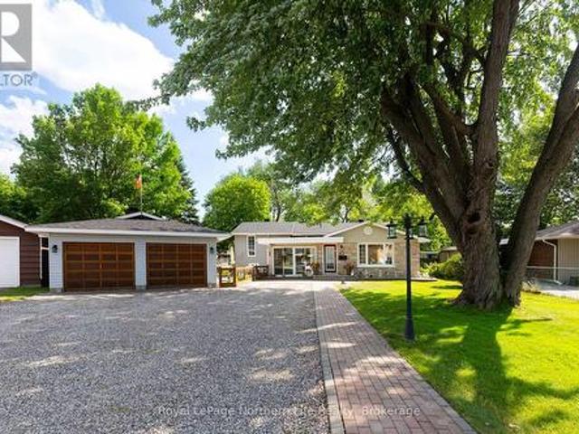 House for sale in North Bay, Ontario