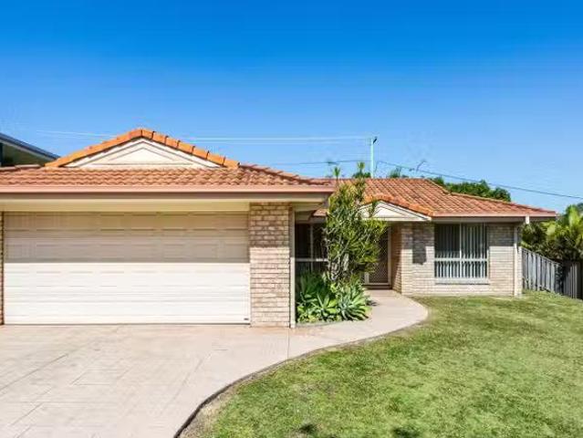 House for rent in Studio Village
