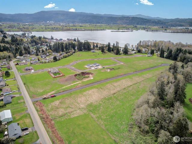 Land for sale in Cathlamet, Washington
