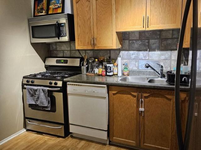 Townhouse for rent in Mulhurst Bay, Ontario