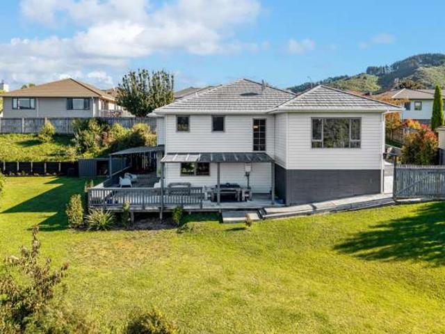 House for sale in Pauatahanui, Wellington