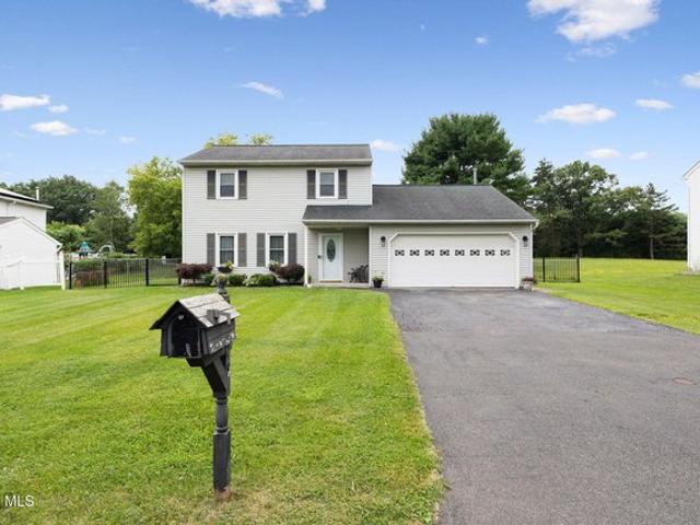 House for sale in Watervliet, New York