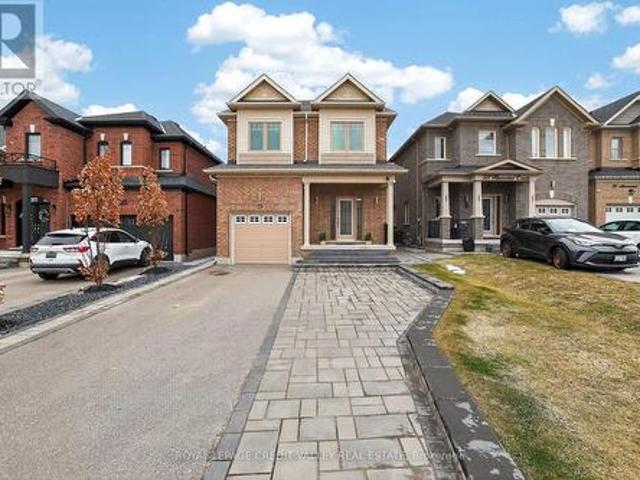 House for sale in Bradford West Gwillimbury, Ontario