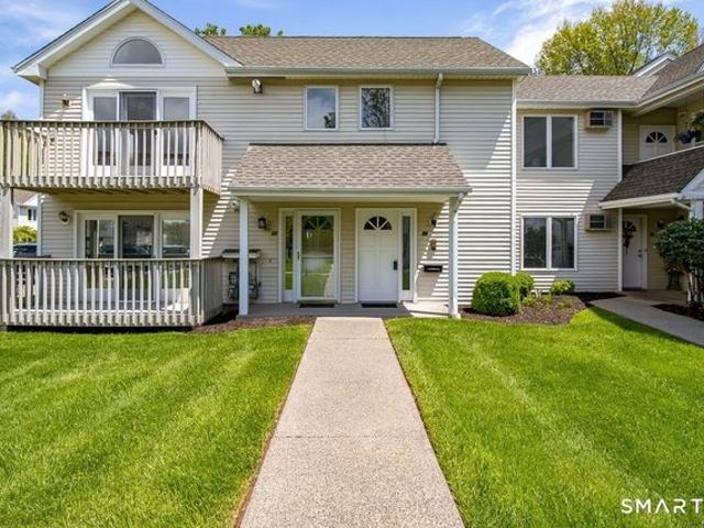 Condo for sale in Newington, Connecticut