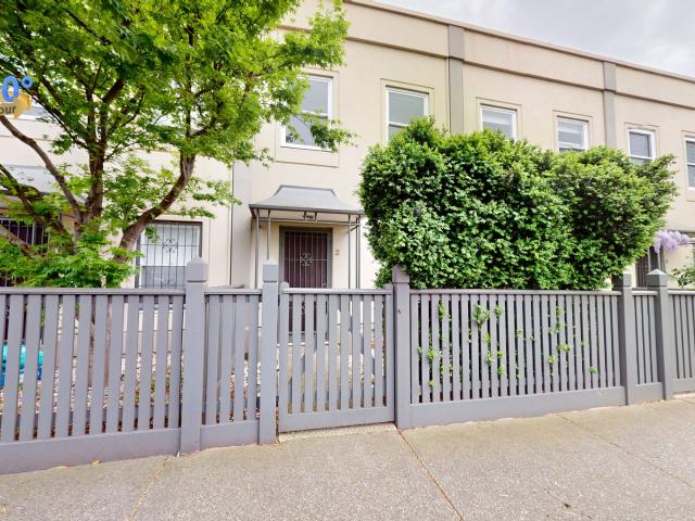 Apartment for rent in Fitzroy North, Melbourne