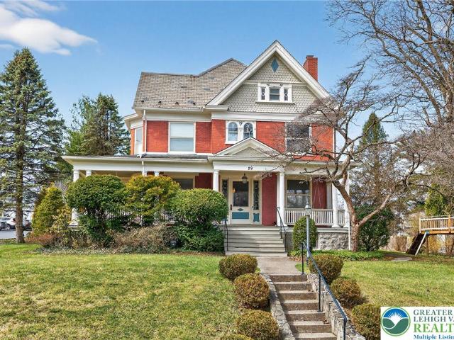 House for sale in Nazareth, Pennsylvania
