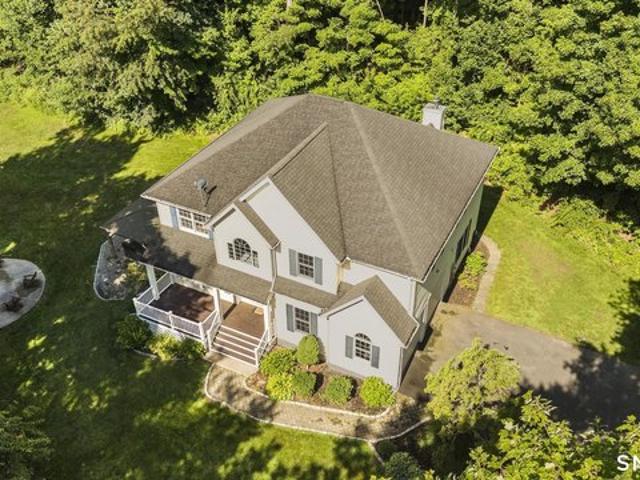 House for sale in Cheshire, Connecticut
