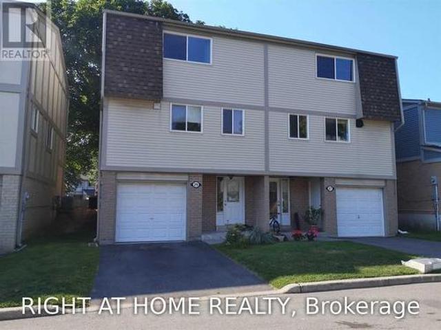 Townhouse for rent in York, Ontario