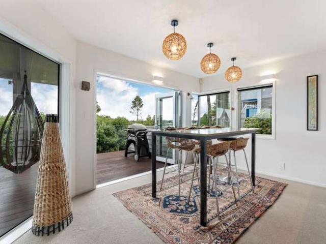 House for sale in Paremoremo
