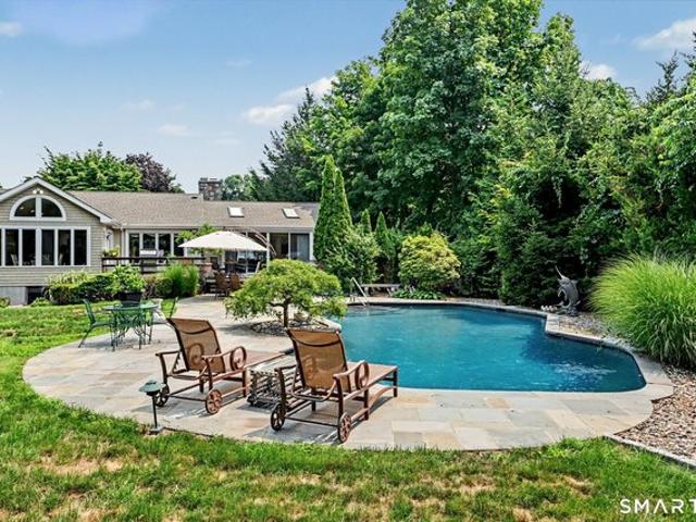 House for sale in Cos Cob, Connecticut